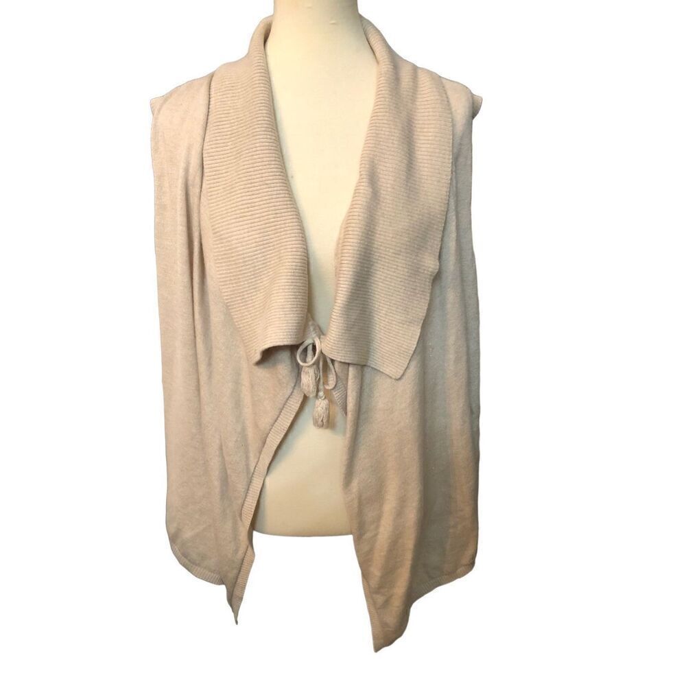 Wool blend Banana Republic beige open front large lapel wool blend sleeveless ca